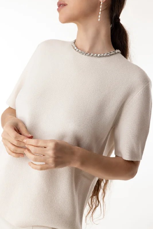 Weekend Discounts to Grab Crystal Collar Tee