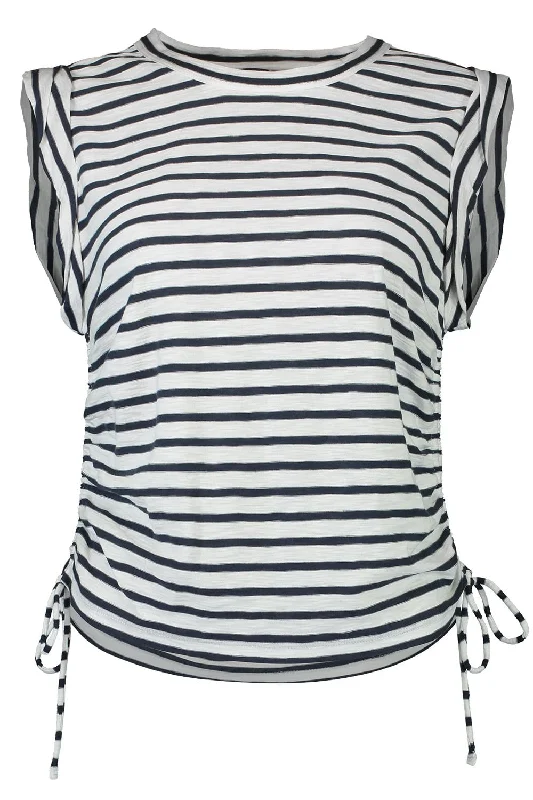 Weekend Deals That Impress Vinci Tee