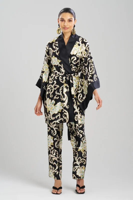 Weekend Deals That Wow Camille Floral Scroll Kimono Silk Wrap