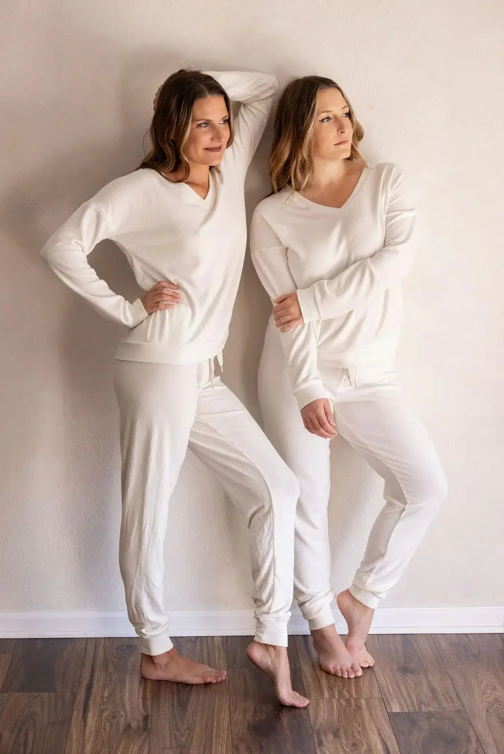 Act Now Cozy Loungewear Set with V-Neck Top in Cashmere