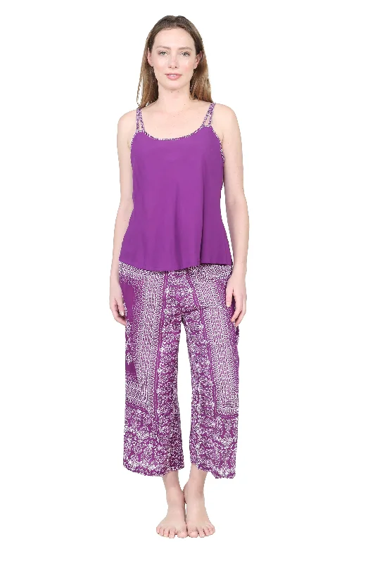 Weekend Bargains to Indulge In La Cera Rayon Purple and White Printed Capri Pajamas
