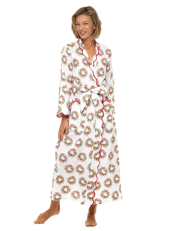 Weekend Discounts to Celebrate Holiday Wreath Print Classic Robe