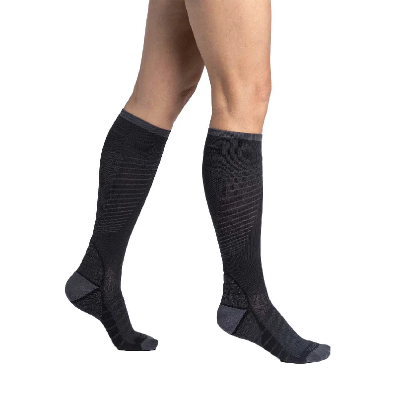 Limited Offer Sigvaris 432 Motion Flow Tech Knee High Socks - 20-30 mmHg