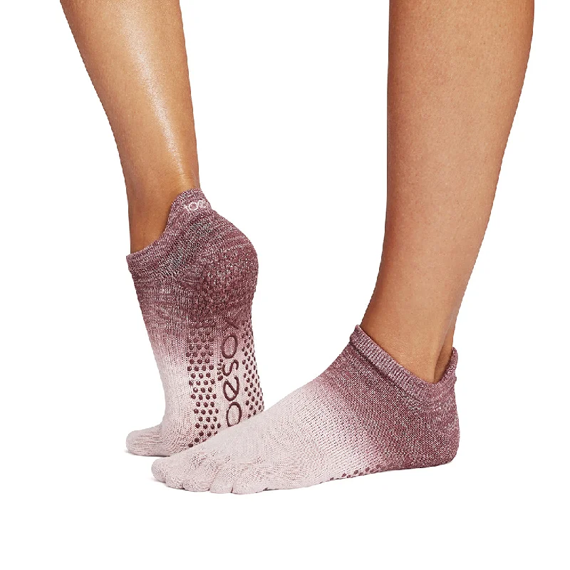 Weekend Deals That Spark TOESOX Grip Full Toe Low Rise - Winterize